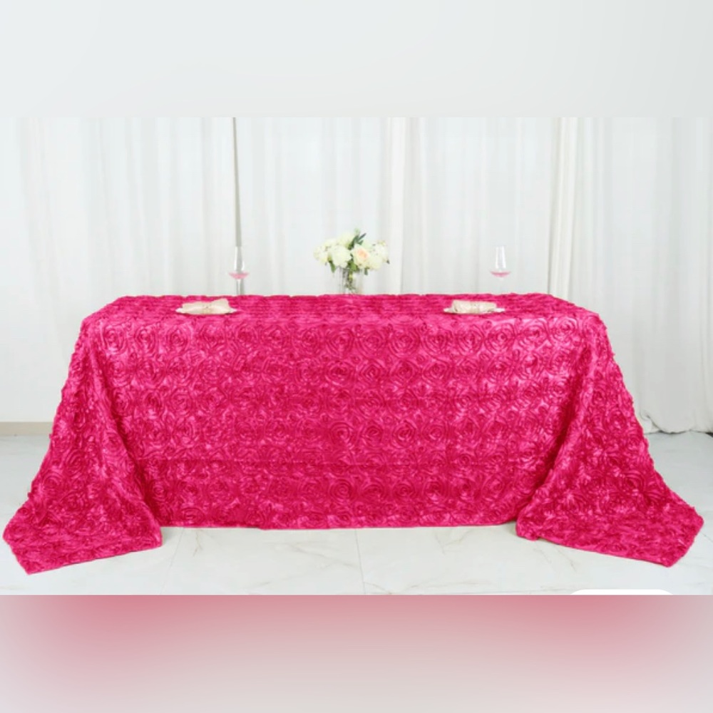 90"×132" Fuchsia Seamless Grandiose 3D Rosette
Satin Rectangle Tablecloth